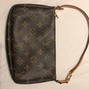 Authentic Louis Vuitton Pouchette Accessories